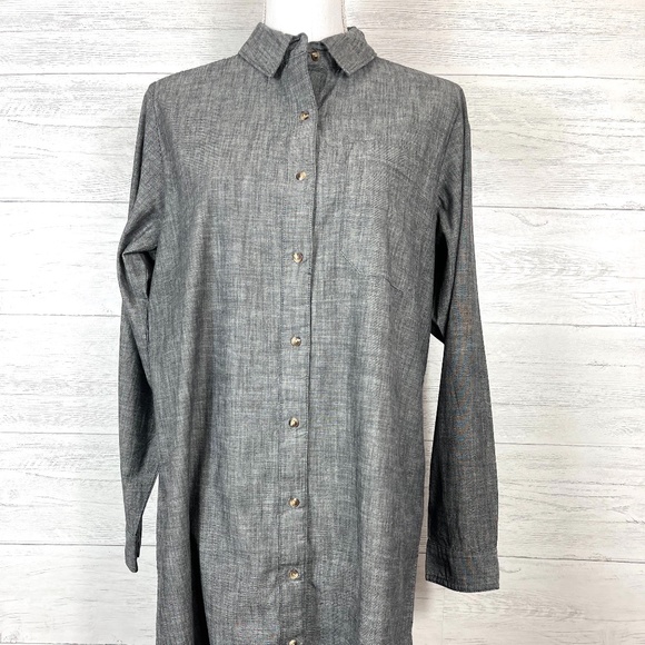 The North Face Chambray Dress - Picture 4 of 10